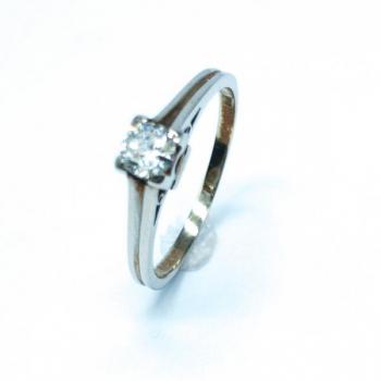 Ladies' Gold Ring - 1960 Ladies' Gold Ring - 1960