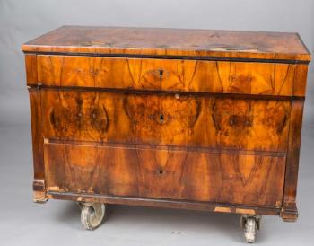 Chest of drawers - 1830 Chest of drawers - 1830