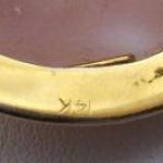 Gold brooch and hinge, with a large cameo Gold brooch and hinge, with a large cameo