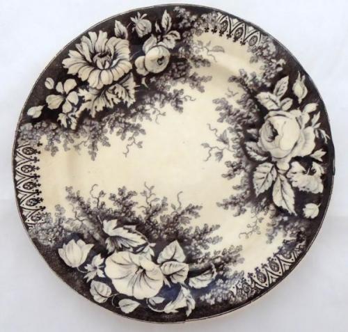Stoneware plate with flowers - Altrohlau, Nowotny Stoneware plate with flowers - Altrohlau, Nowotny