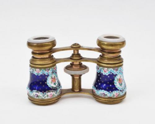 Opera glasses - brass, pearl - 1900 Opera glasses - brass, pearl - 1900