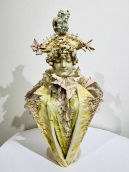 Porcelain Girl Figurine - AMPHORA, Riessner-Stellmacher a Kessel - 1900 Porcelain Girl Figurine - AMPHORA, Riessner-Stellmacher a Kessel - 1900