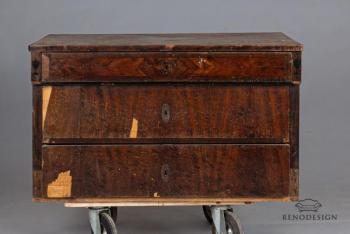Chest of drawers - 1830 Chest of drawers - 1830