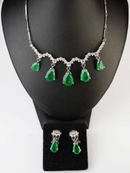 Set of Jewelry - gold, diamond - 2000 Set of Jewelry - gold, diamond - 2000