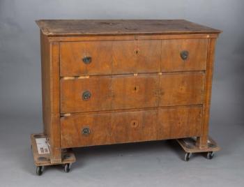 Chest of drawers - 1830 Chest of drawers - 1830