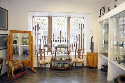 Antiques Ostrava Antiques Ostrava