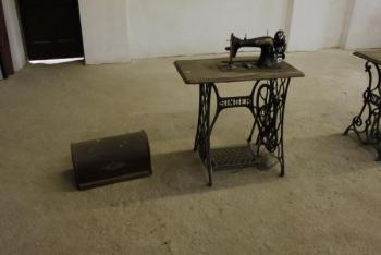 Sewing machine - 1900 Sewing machine - 1900