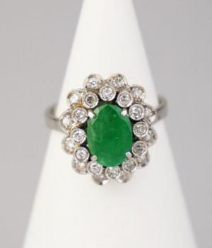 White Gold Ring - gold, diamond - 1980 White Gold Ring - gold, diamond - 1980